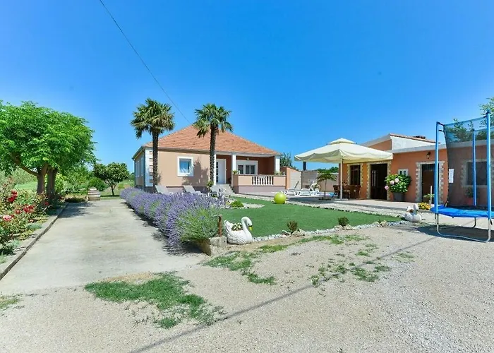 Meri Comfortable * بنكوفاتش