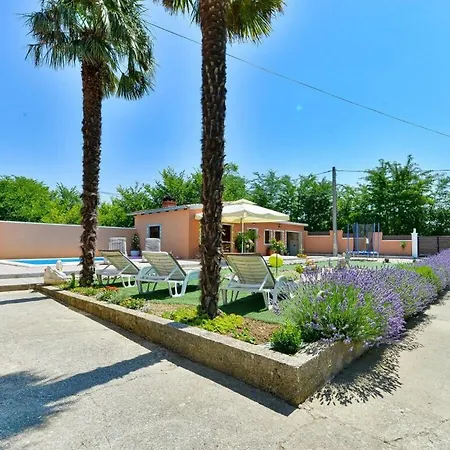 Holiday home Meri Comfortable Benkovac