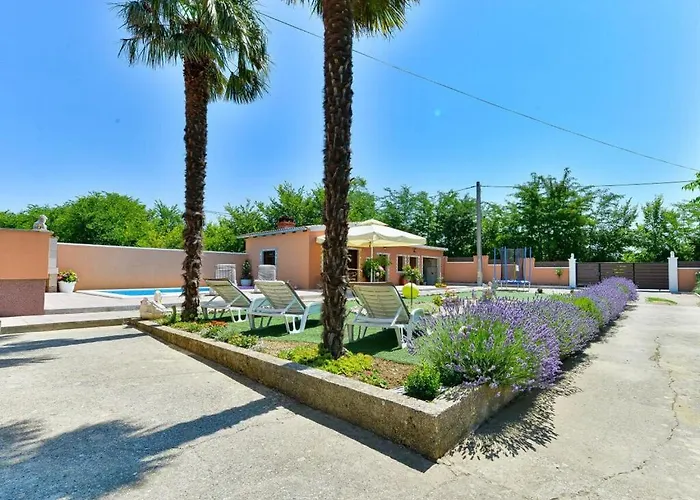 Holiday home Meri Comfortable Benkovac